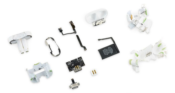 Наушники Apple AirPods заработали у iFixit ноль баллов