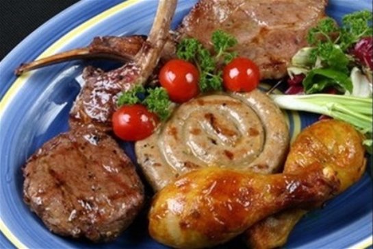 Ученые рассказали, почему иногда хочется поесть жирного Ученые рассказали, почему иногда хочется поесть жирного