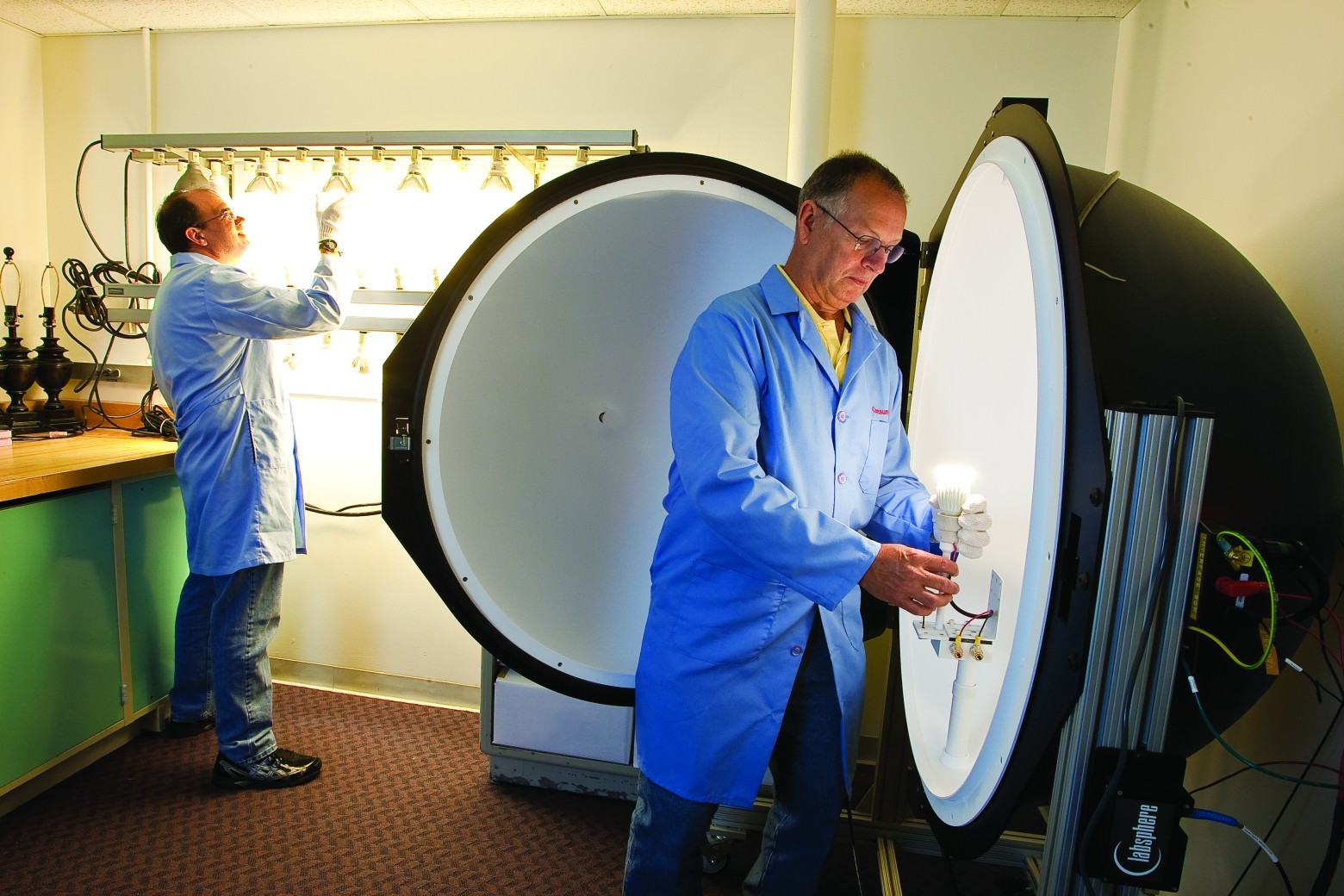 Новые MacBook впервые не получили рекомендацию от Consumer Reports (из-за браузера Safari) - 1