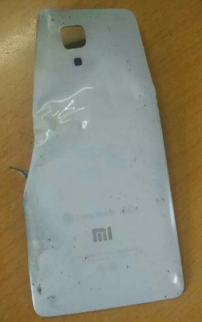 Взорвался еще один смартфон Xiaomi - 2