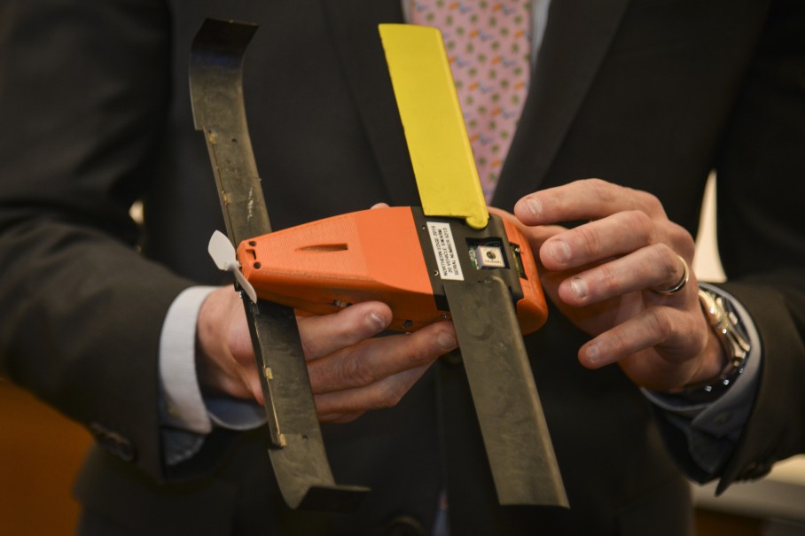 Пентагон успешно испытал рой из 103 беспилотников - 3 Пентагон успешно испытал рой из 103 беспилотников - 3