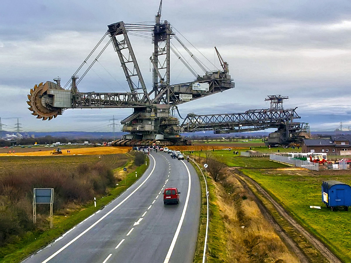 Мегаконструкции. Крупнейший в мире экскаватор Bagger 293 - 1