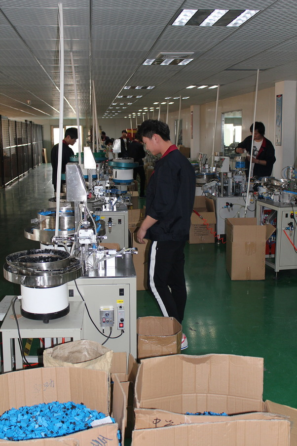 Производство коннекторов SNR в Китае - 47 image