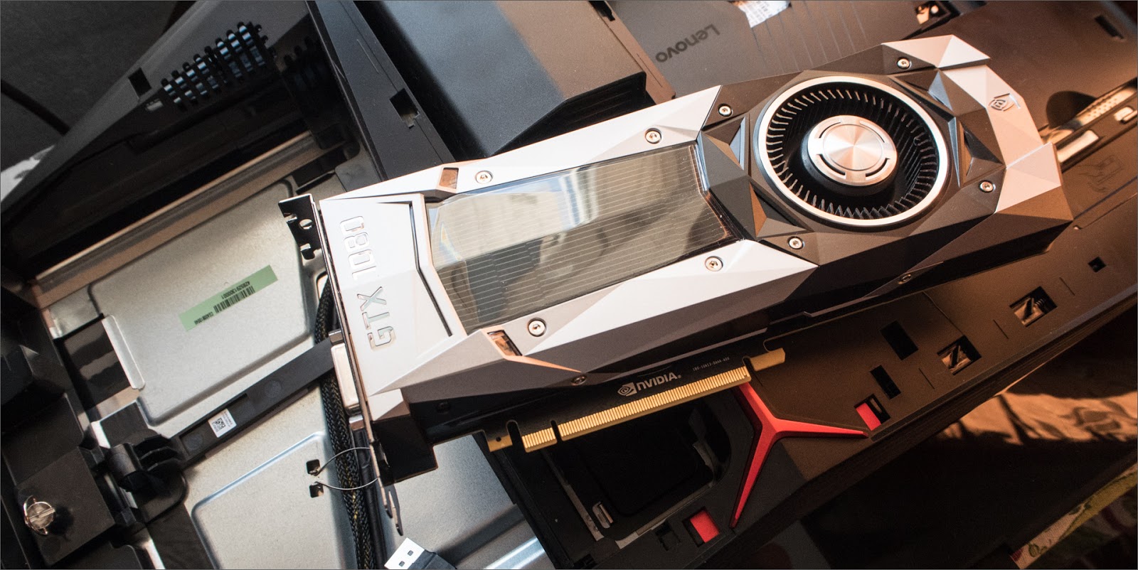 Lenovo Ideacentre AIO Y910: идеальный кокпит для геймера - 11 Lenovo Ideacentre AIO Y910: идеальный кокпит для геймера - 11