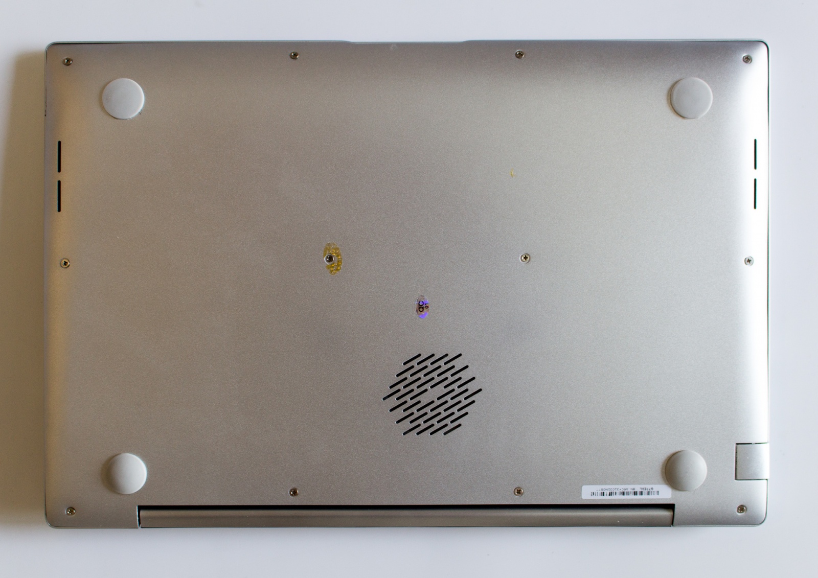 Исследуем и частично разбираем дешевые китайские ноутбуки с диагональю 13,3": жить уже можно - 12 Исследуем и частично разбираем дешевые китайские ноутбуки с диагональю 13,3": жить уже можно - 12