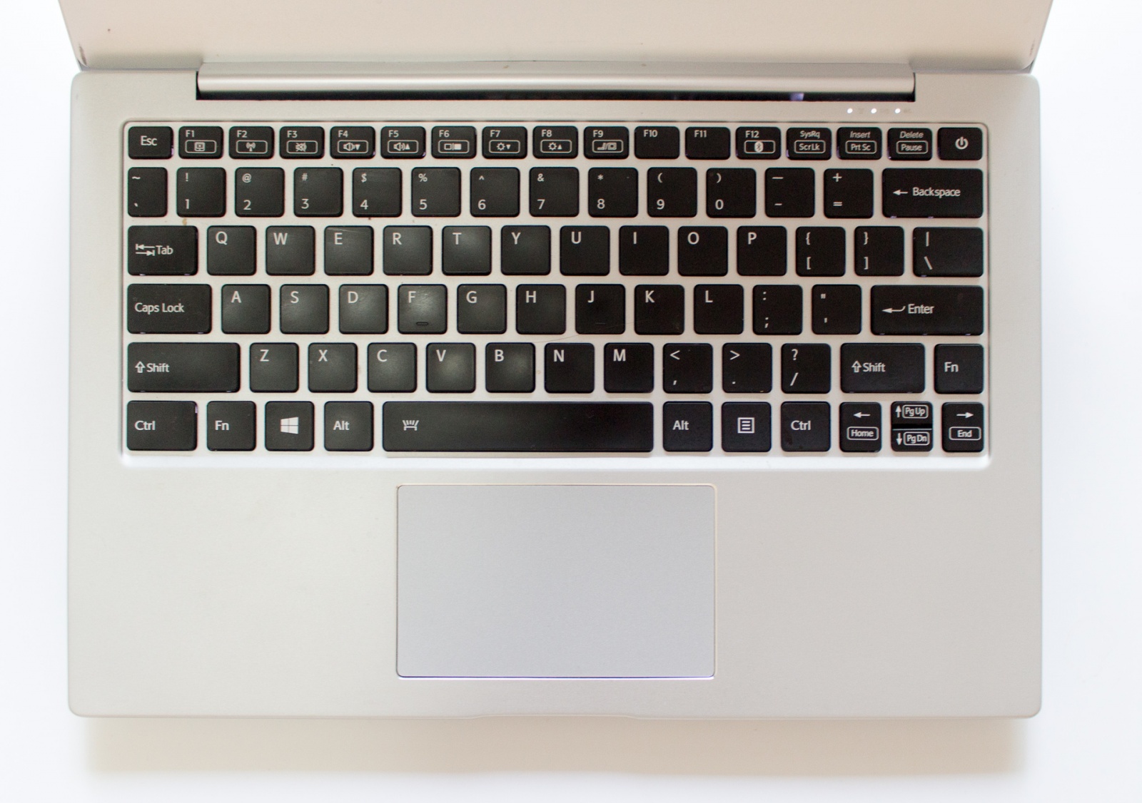 Исследуем и частично разбираем дешевые китайские ноутбуки с диагональю 13,3": жить уже можно - 4 Исследуем и частично разбираем дешевые китайские ноутбуки с диагональю 13,3": жить уже можно - 4