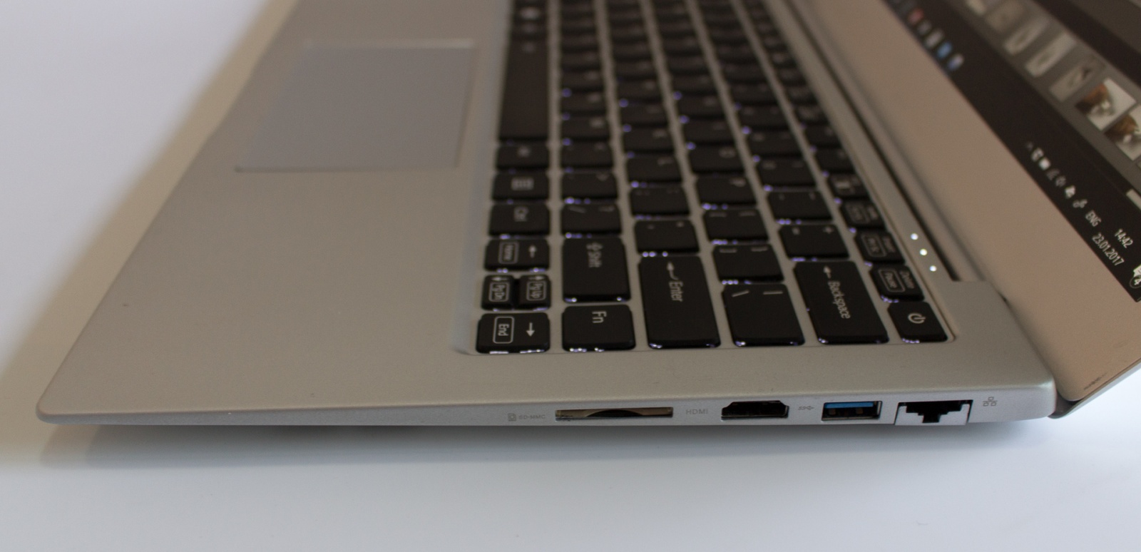 Исследуем и частично разбираем дешевые китайские ноутбуки с диагональю 13,3": жить уже можно - 8 Исследуем и частично разбираем дешевые китайские ноутбуки с диагональю 13,3": жить уже можно - 8