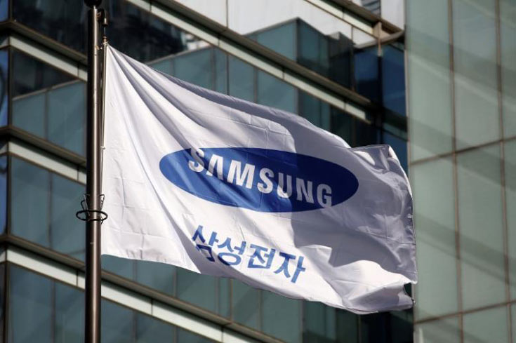 Представитель Samsung не стал комментировать информацию о планах строительства завода