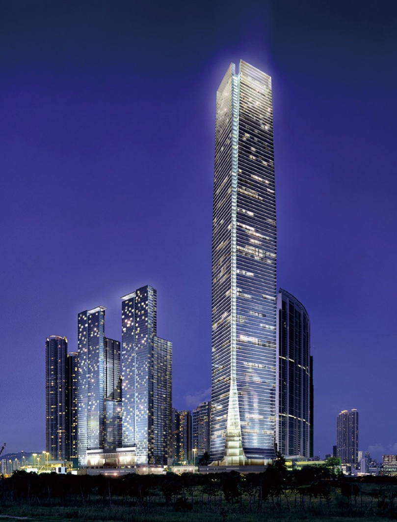The tower is high. Международный коммерческий центр Гонконг. Гонконг небоскреб Международный коммерческий центр. Гонг Конг небоскреб Жемчужина. Международный коммерческий центр (484 м). Гонконг,.