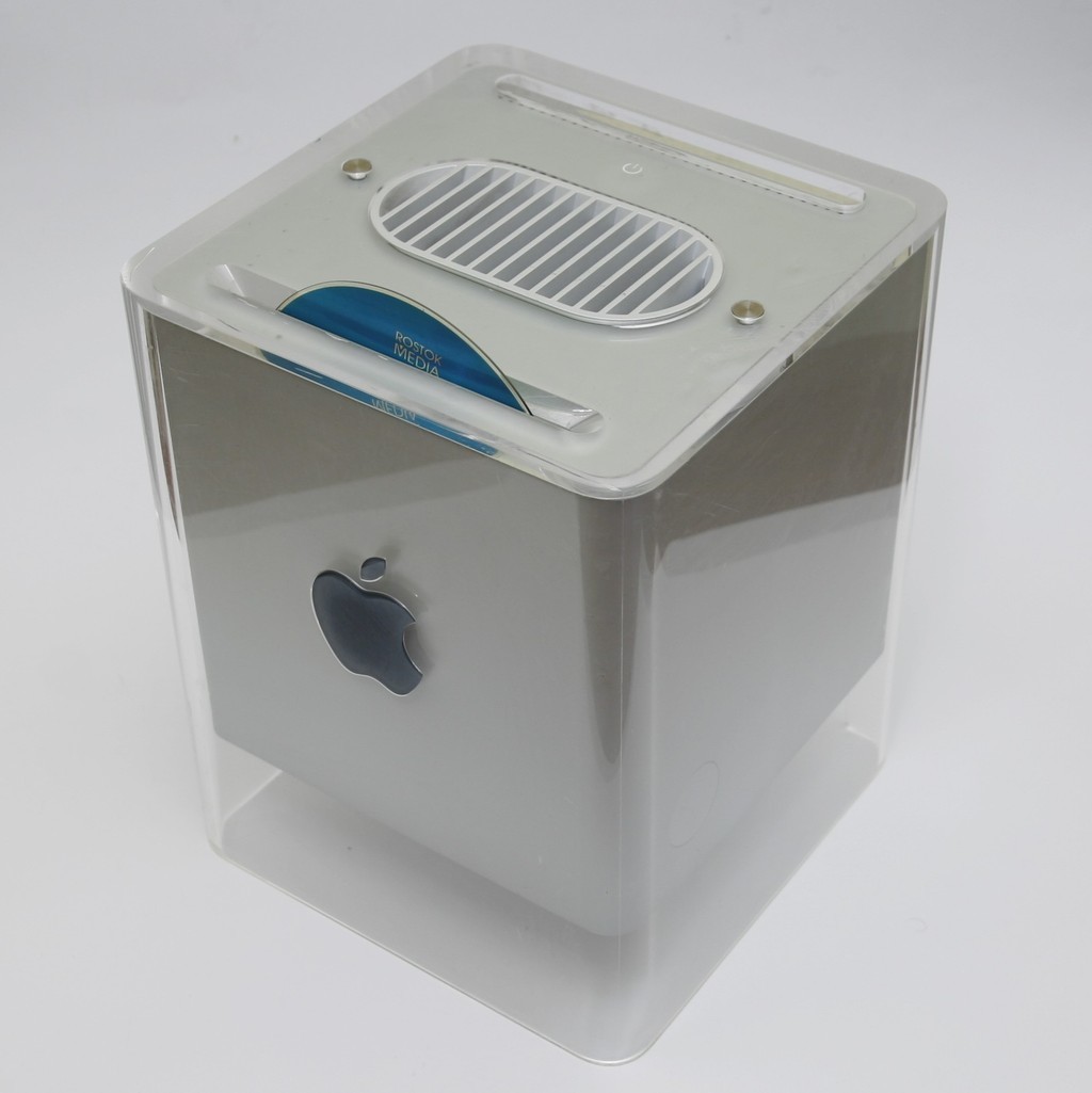 Apple Power Mac G4 Cube и его современники в небольшом фотообзоре - 10 Apple Power Mac G4 Cube и его современники в небольшом фотообзоре - 10