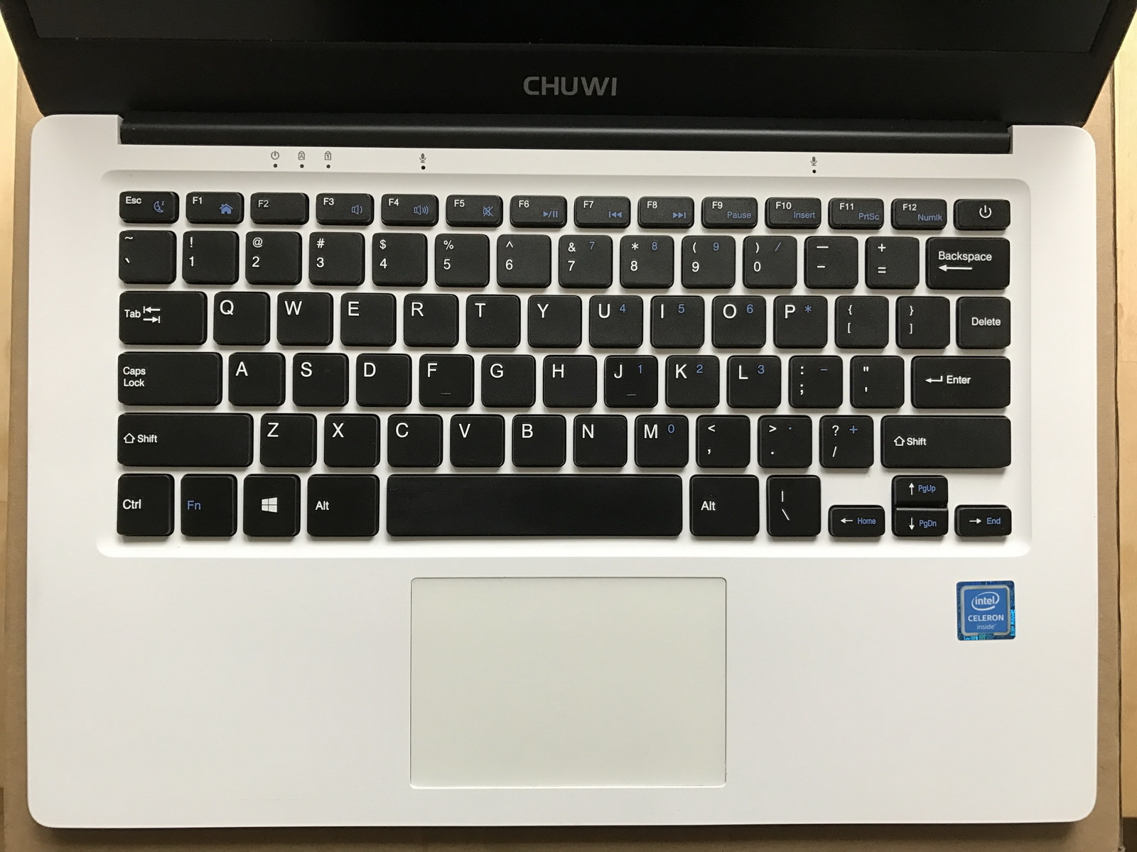 Ультрабюджетный ноутбук Chuwi LapBook 14.1: Все во имя экономии - 4