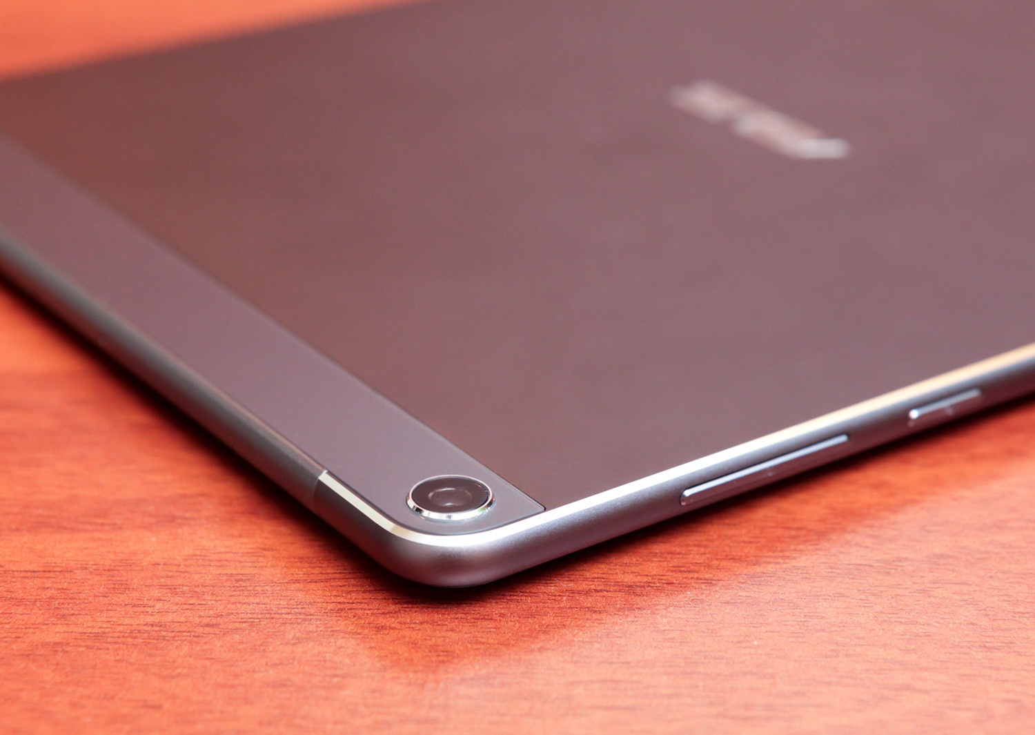 Обзор планшета ASUS ZenPad 3S 10 LTE - 10