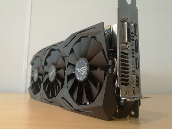 Asus ROG Strix GeForce GTX 1080 Ti OC