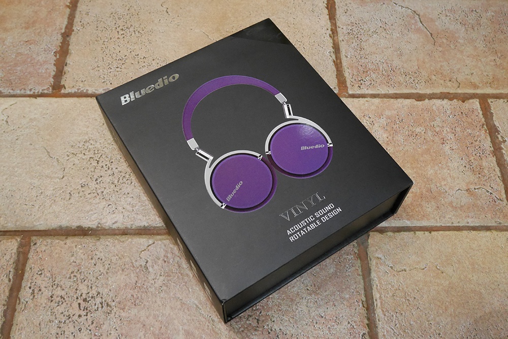 Bluedio Vinyl Premium: крутые хайтек-наушники в изящной ретро-шкуре и с «плавающими» чашками - 32 Bluedio Vinyl Premium: крутые хайтек-наушники в изящной ретро-шкуре и с «плавающими» чашками - 32