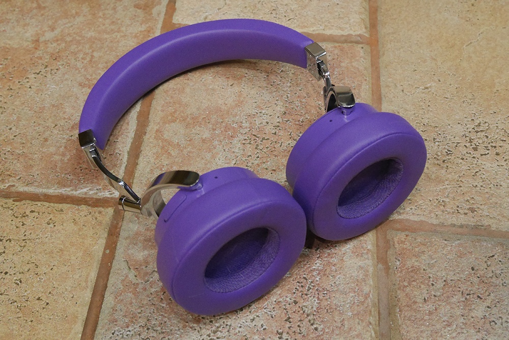 Bluedio Vinyl Premium: крутые хайтек-наушники в изящной ретро-шкуре и с «плавающими» чашками - 6 Bluedio Vinyl Premium: крутые хайтек-наушники в изящной ретро-шкуре и с «плавающими» чашками - 6