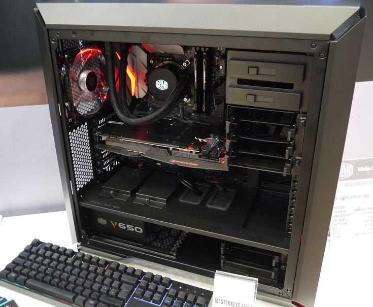 ПК в корпусе CoolerMaster Mastercase Pro 6