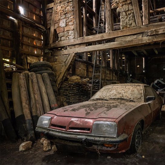 Кладбища «железных лошадей»: немец показал заброшенные авто по всей Европе Кладбища «железных лошадей»: немец показал заброшенные авто по всей Европе