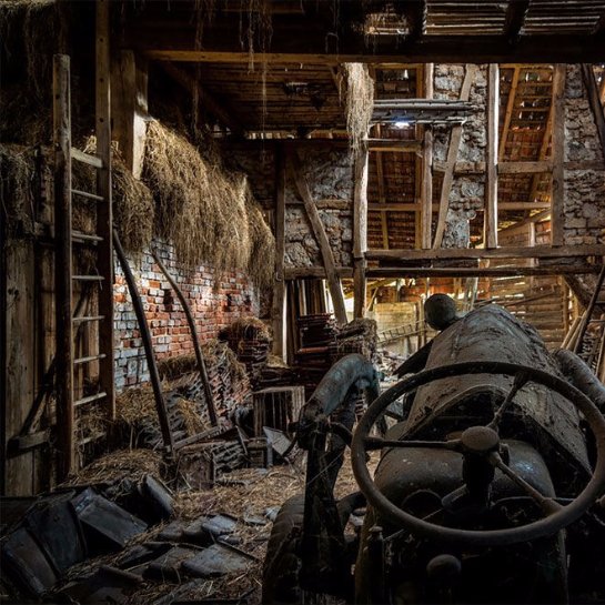 Кладбища «железных лошадей»: немец показал заброшенные авто по всей Европе Кладбища «железных лошадей»: немец показал заброшенные авто по всей Европе