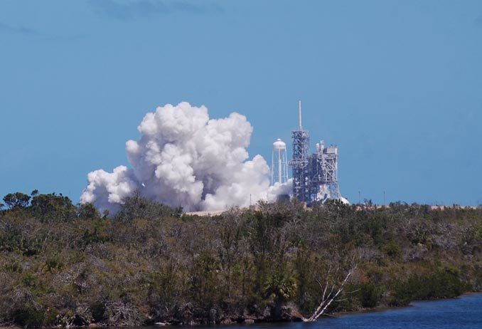 Завершена проверка Falcon 9 для миссии SES 10 - 2 image