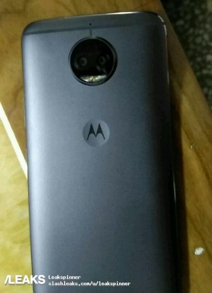 Moto X нового поколения получит двойную камеру