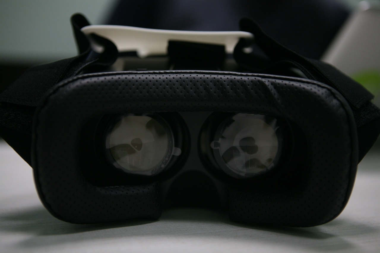 «ВиАр-ки» на подарки: смотрим на очки виртуальной реальности в пределах тысячи с небольшим - 7