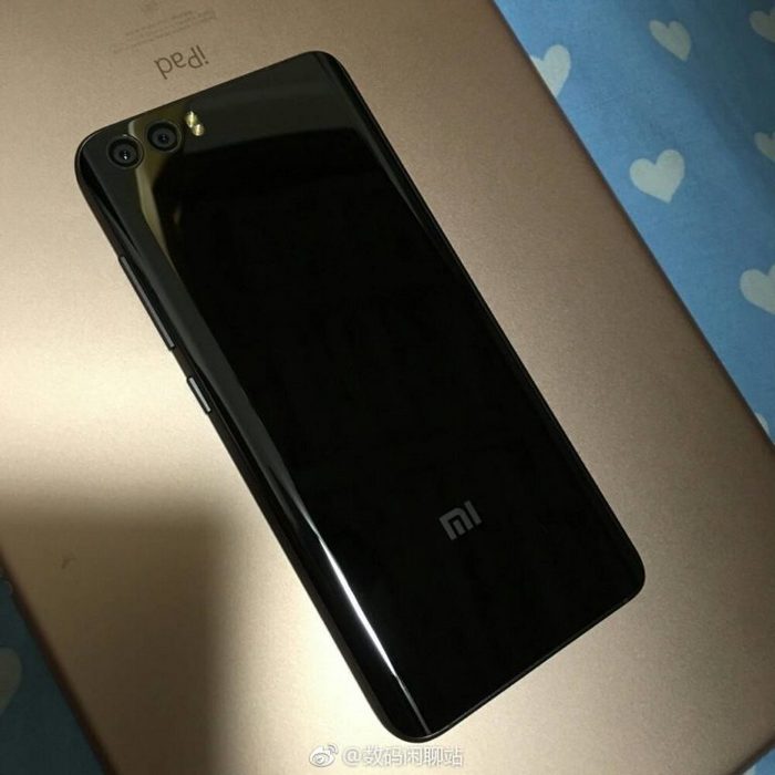Опубликована фотография фронтальной панели смартфона Xiaomi Mi6