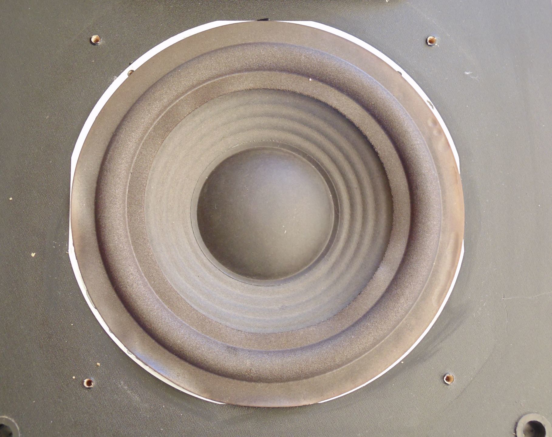 Как собрать аудиосистему из поломанных колонок и усилителя с барахолки - 14