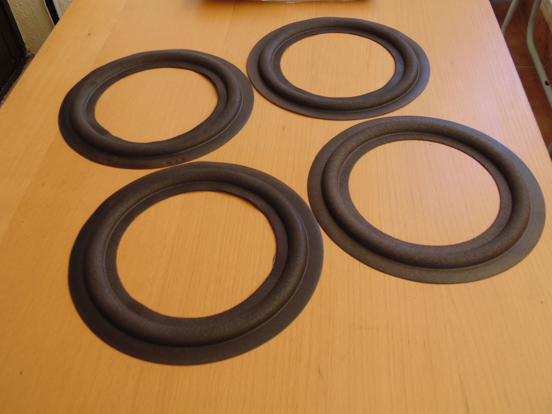 Как собрать аудиосистему из поломанных колонок и усилителя с барахолки - 6