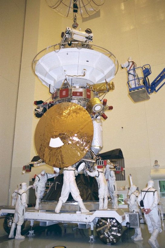 NASA уничтожит сатурнианский зонд, чтобы спасти чужой мир