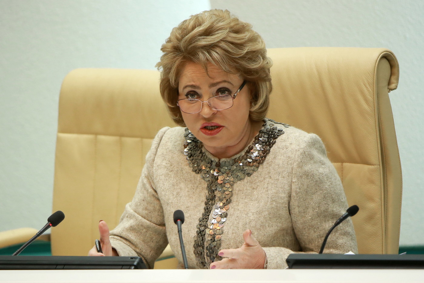 Валентина Матвиенко поспорила о роли Роскомнадзора в борьбе с незаконным контентом - 1 image