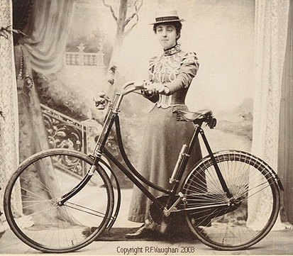 Женский велосипед