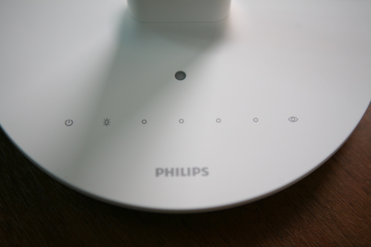 Xiaomi Philips: умная лампа, которая бережет глаза - 6