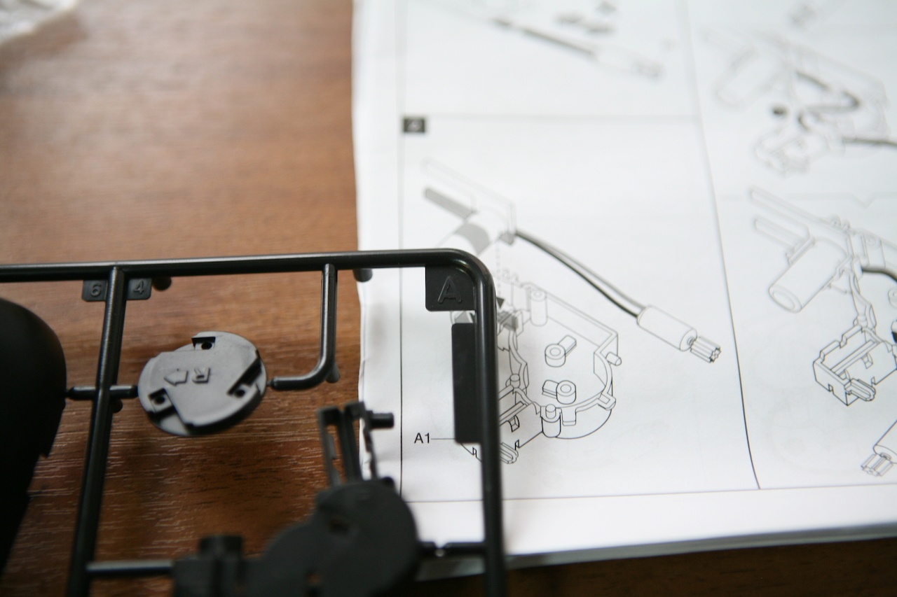 Пингвин на солнечных батареях: забавный конструктор «один в одном» - 4