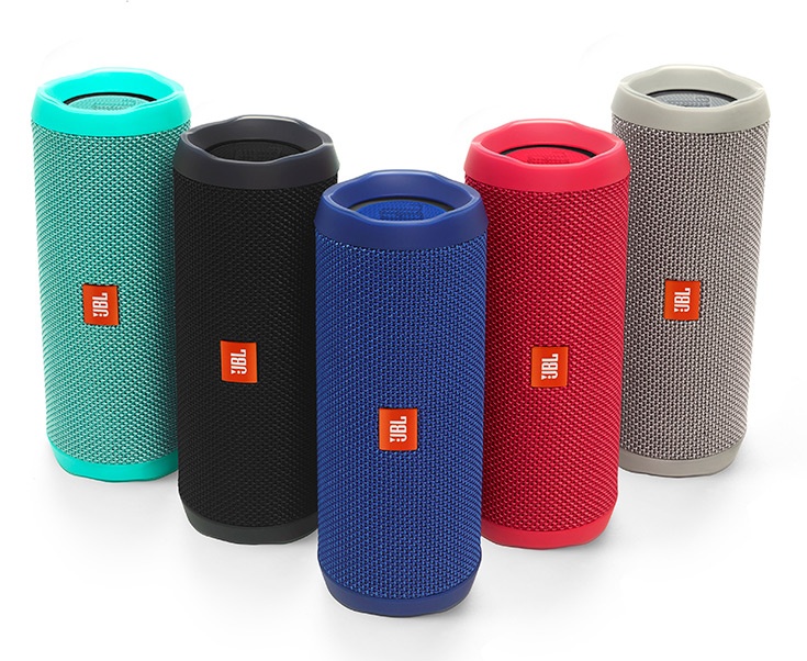 Возможность подключения нескольких АС JBL Flip 4 к одному источнику обеспечивает фирменная технология JBL Connect+