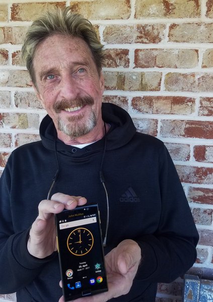 Защищённый смартфон John McAfee Privacy Phone появится в конце года