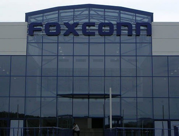 Фабрика Foxconn в США будет выпускать жидкокристаллические панели небольшого размера для встраиваемых систем интернета вещей