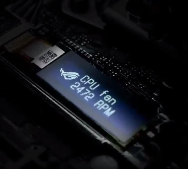 Asus встроила экран OLED в материнскую плату