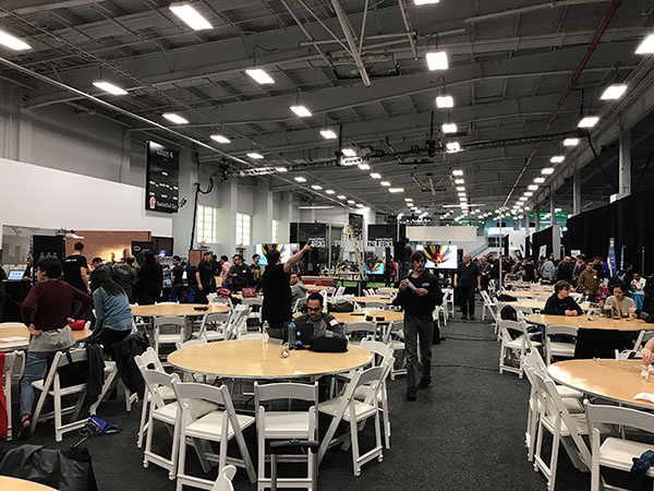 Как мы выигрывали хакатон в Нью-Йорке - 2 столы