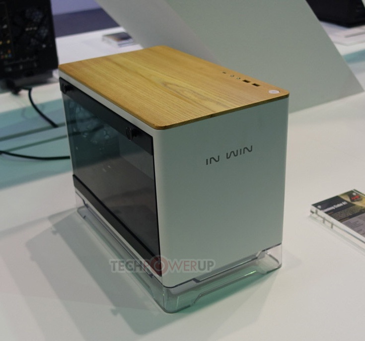 Корпус In Win 806 рассчитан на платы ATX, Gaming Cube A1 — на платы mini-ITX