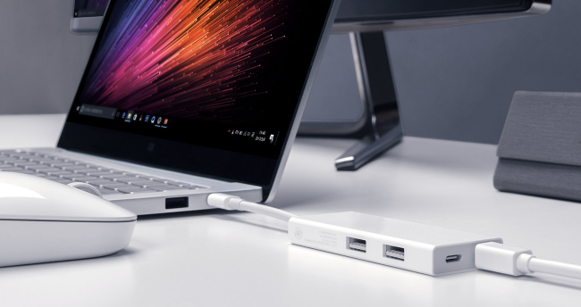 Xiaomi выпустила адаптер с разъемами Mini DisplayPort, USB-C и двумя USB-A