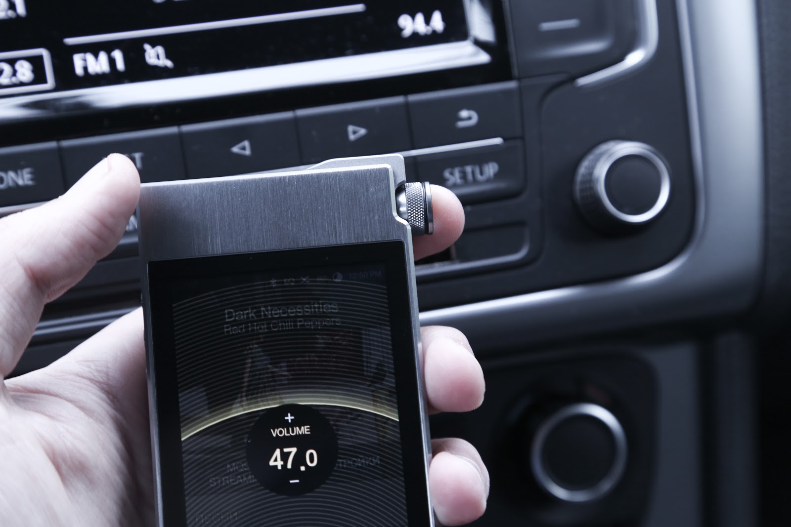 На четырех колесах: аудиоплеер Astell&Kern AK100 II и пульт AK RM01 - 16