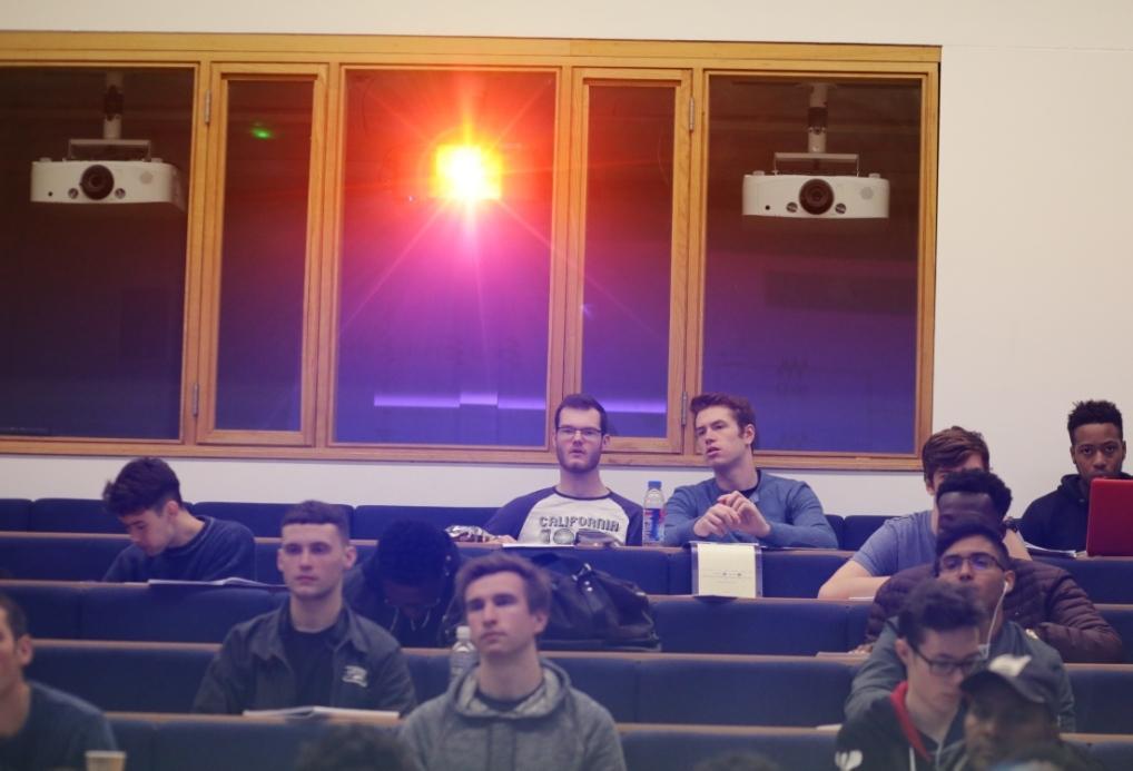 Lenovo ThinkPad и библиотека будущего в Портсмуте - 7 Lenovo ThinkPad и библиотека будущего в Портсмуте - 7