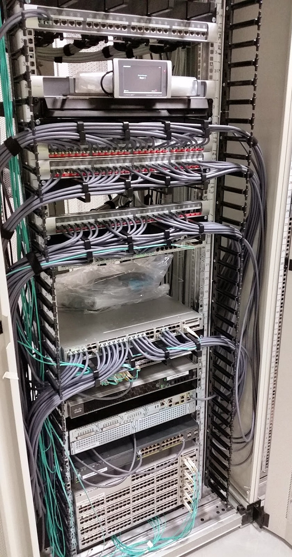 Организация коммутационного поля СКС высокой плотности - 16 Организация коммутационного поля СКС высокой плотности - 16