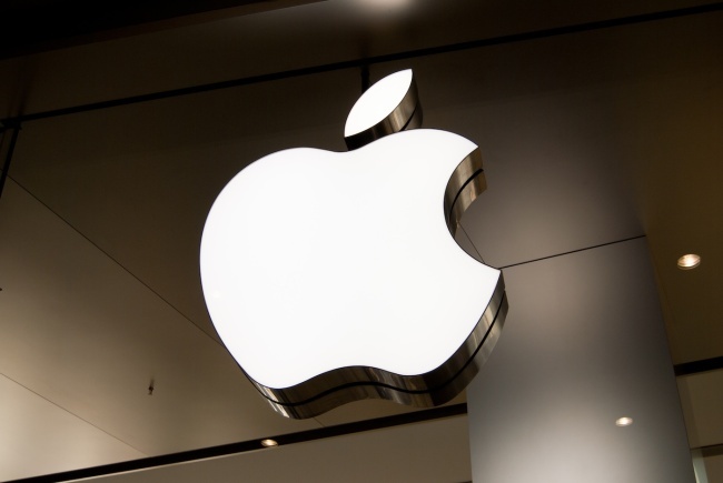 Apple может вложить более $2,5 млрд в завод LG Display по производству панелей OLED