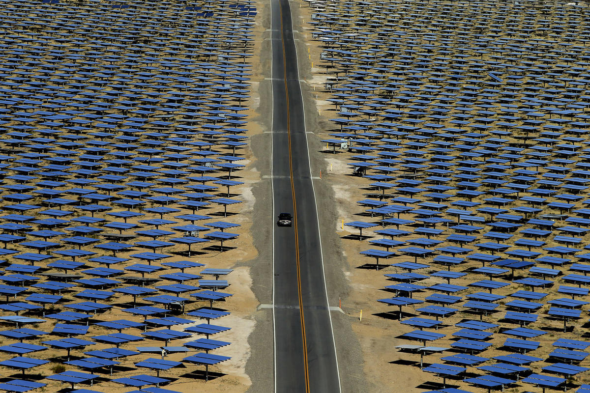 Калифорния платит соседним штатам, чтобы они забрали лишнюю электроэнергию от солнечных электростанций - 4