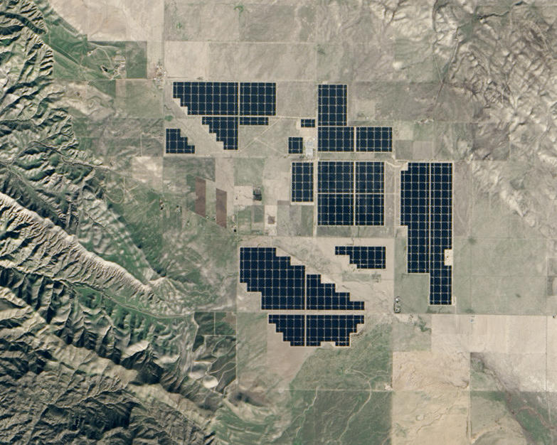 Калифорния платит соседним штатам, чтобы они забрали лишнюю электроэнергию от солнечных электростанций - 1