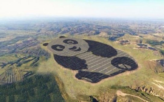 В Китае построили солнечную электростанцию в виде большой панды
