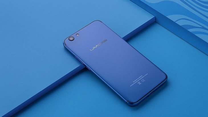 Конструкция смартфона Umidigi C Note 2 сочетает поликарбонат с алюминиевым сплавом