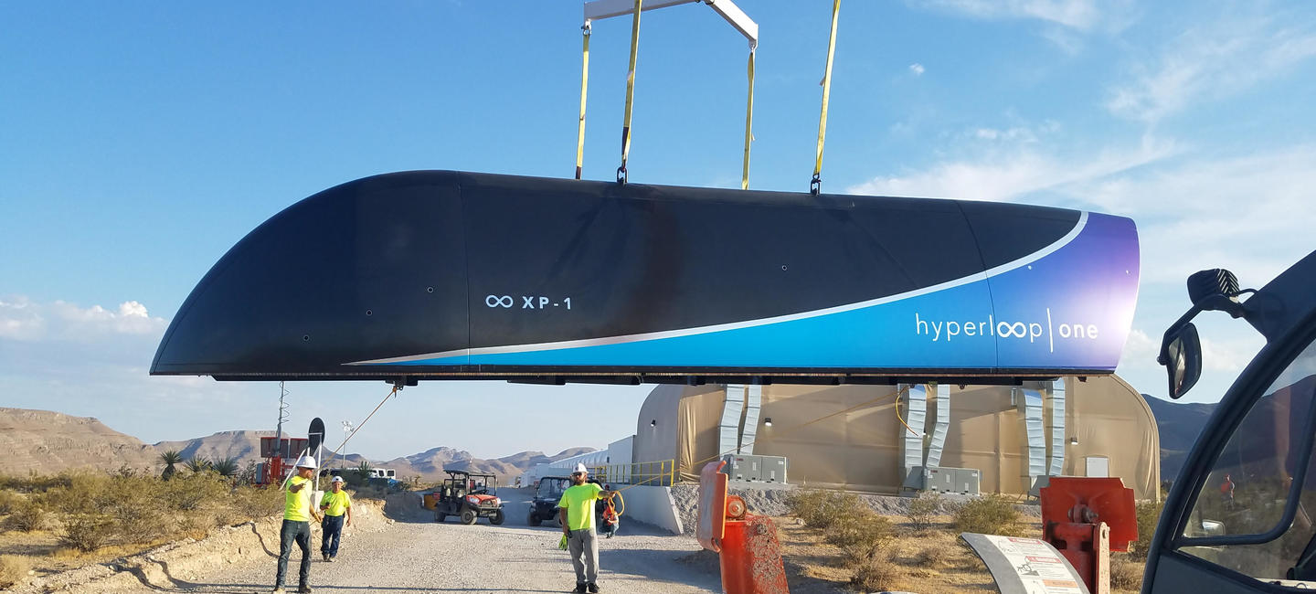 Hyperloop One впервые разогнала левитирующее шасси в техническом вакууме - 5