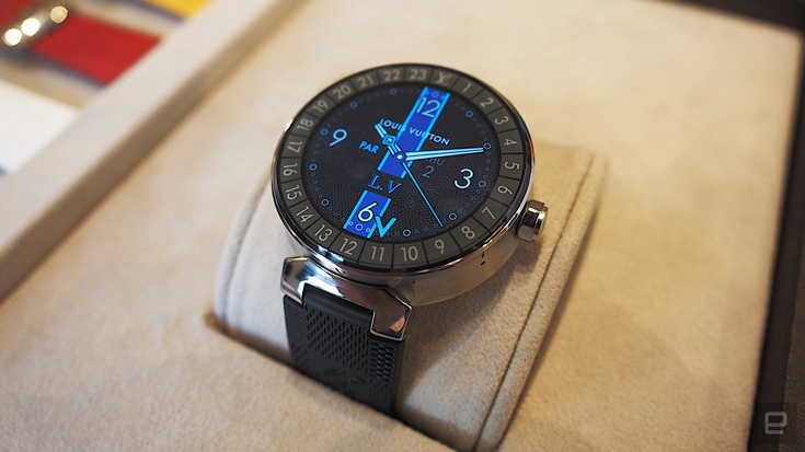 Умные часы Tambour Horizon работают под управлением ОС Android Wear 2.0